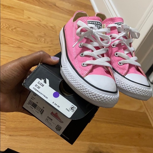 kids converse shoes size 3